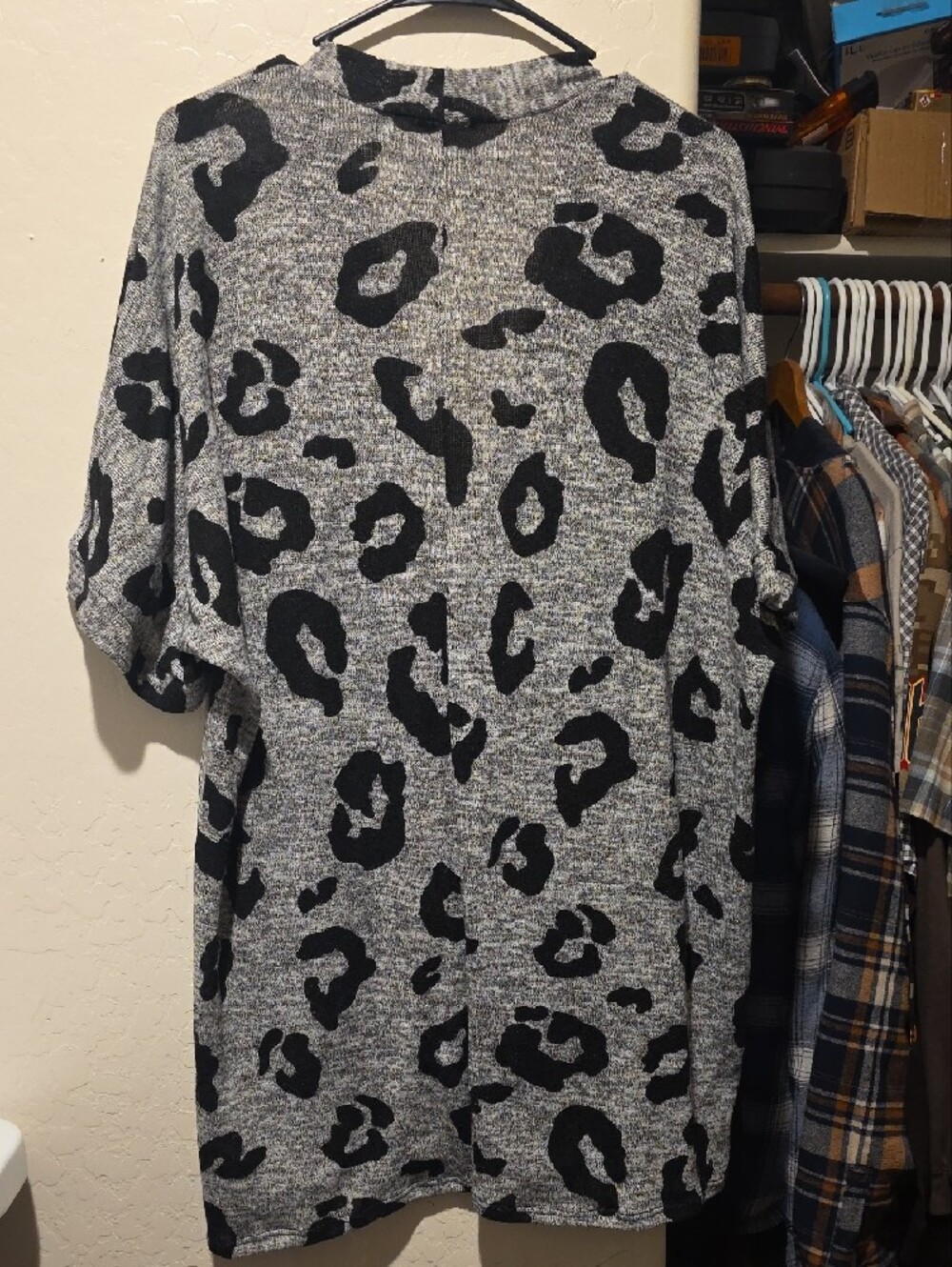 Lovely Melody Gray and Black Leopard Print Lightweight Cardigan - Picture 7 of 8